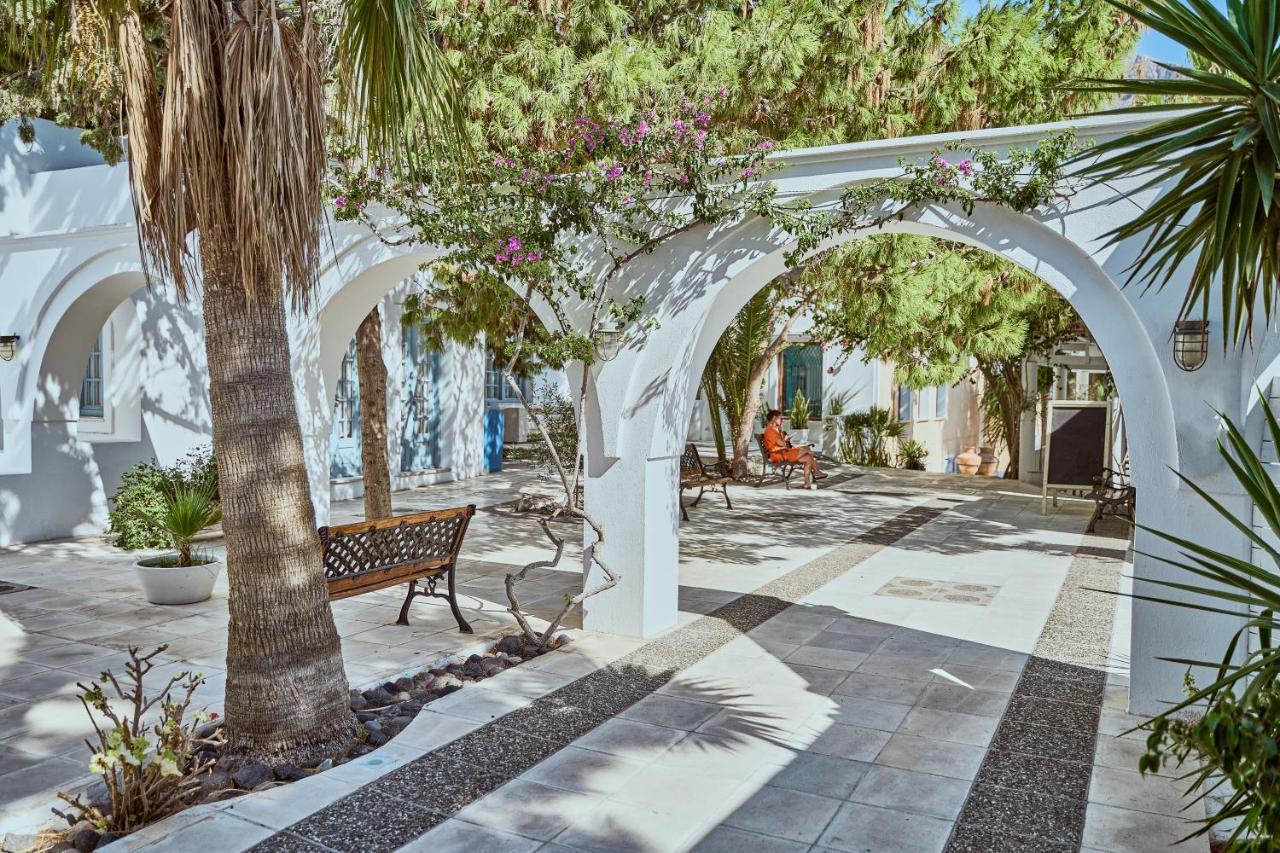 פריסה Meltemi Village Hotel מראה חיצוני תמונה