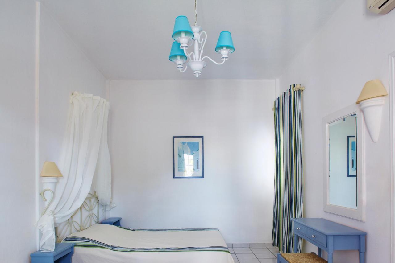 פריסה Meltemi Village Hotel מראה חיצוני תמונה