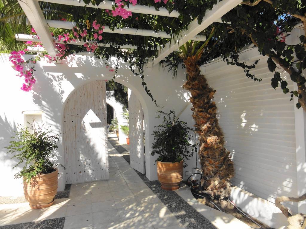 פריסה Meltemi Village Hotel מראה חיצוני תמונה